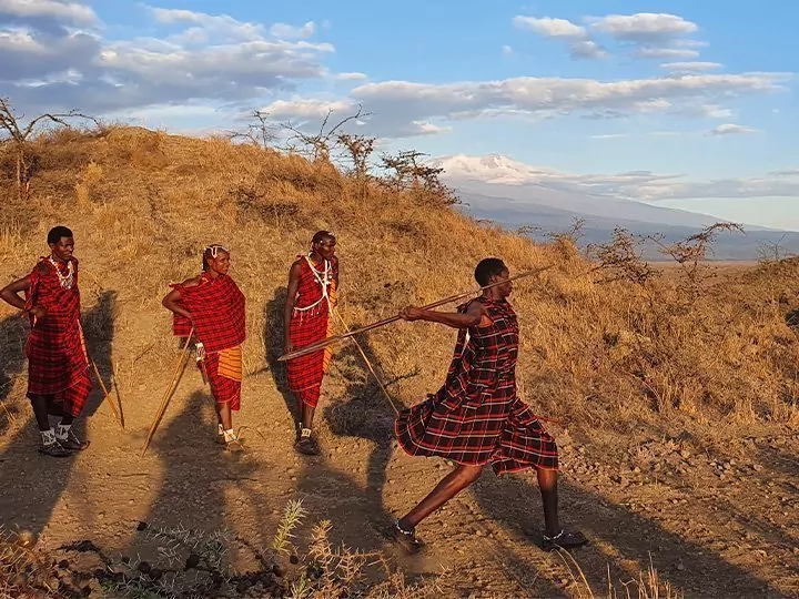 Runt Kilimanjaro: safari, natur och kultur i Kenya och Tanzania