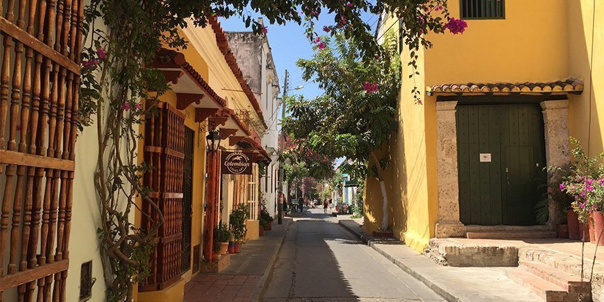 Gata i Cartagena, Colombia