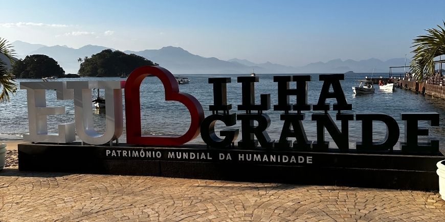 Ilha Grande skylt